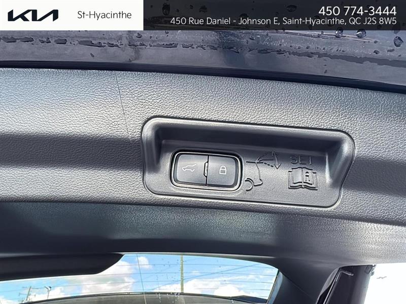 ford Explorer 2026 - 27