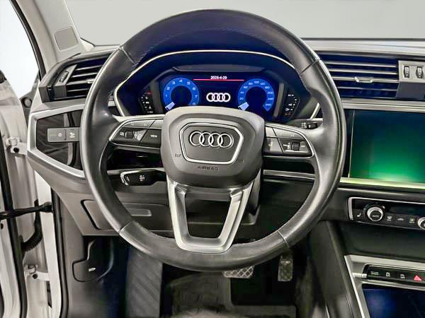 audi Q3 2021 - 15