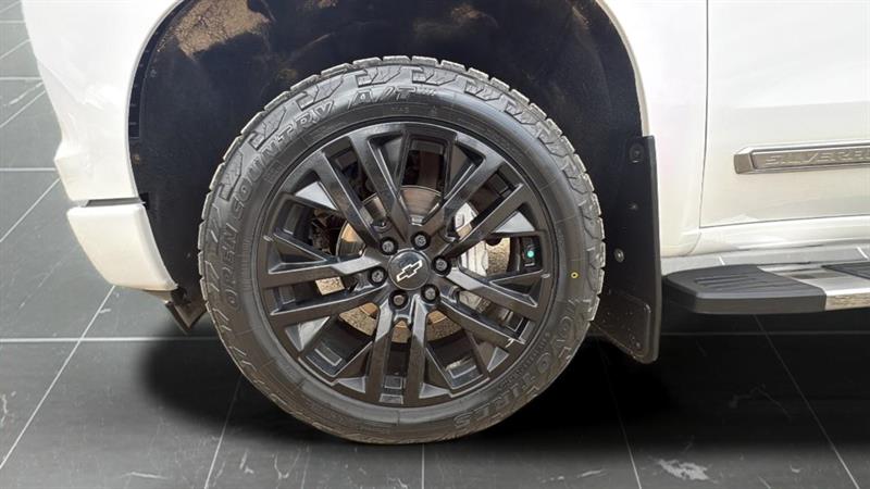 chevrolet Silverado 1500 2023 - 30