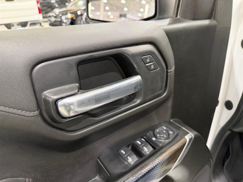 chevrolet Silverado 1500 2021 - 12