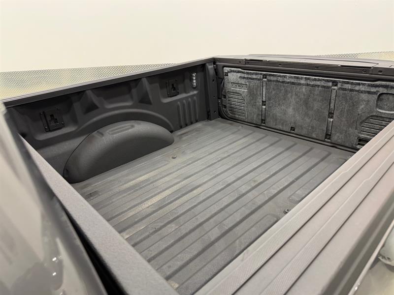 ford F-150 2022 - 26
