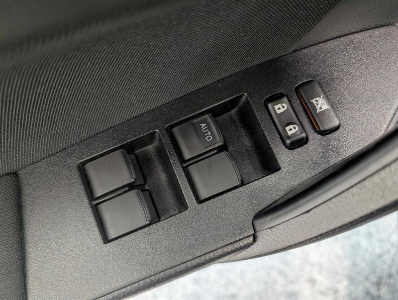 toyota Corolla 2019 - 13