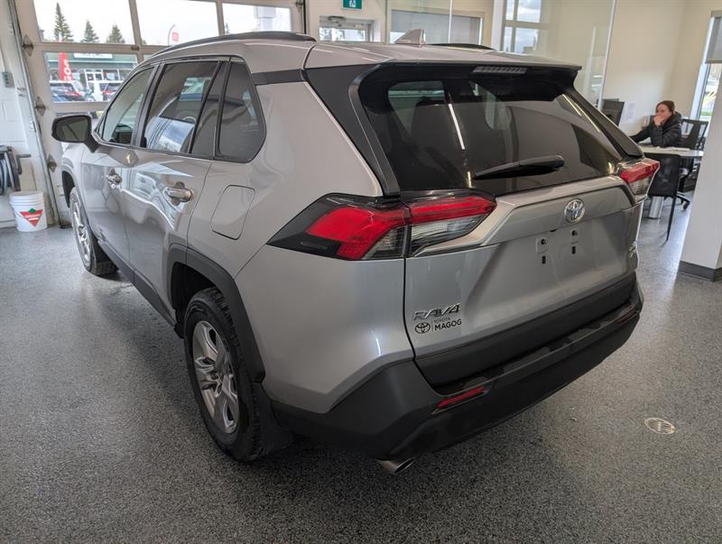 toyota RAV4 2022 - 4