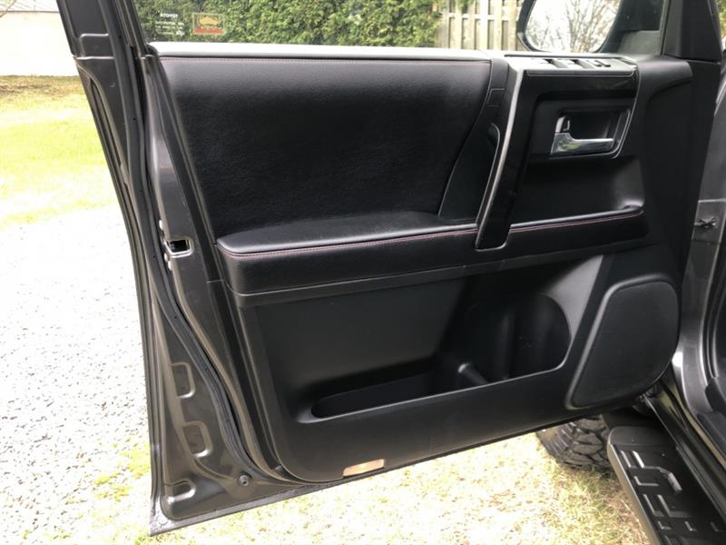 toyota 4Runner 2016 - 29