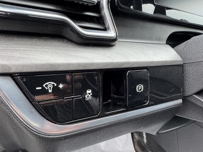 kia SPORTAGE LX 2023 - 13