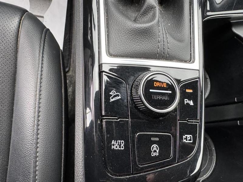 kia SPORTAGE LX 2023 - 15