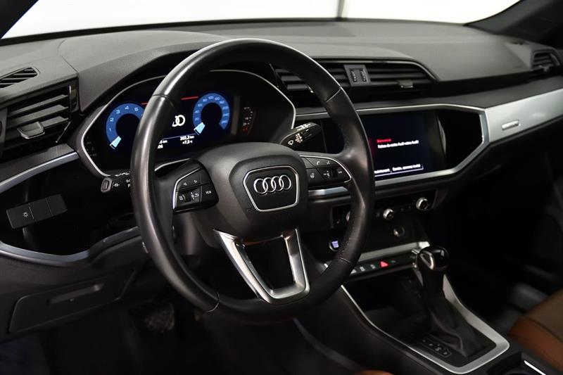 audi Q3 2022 - 12