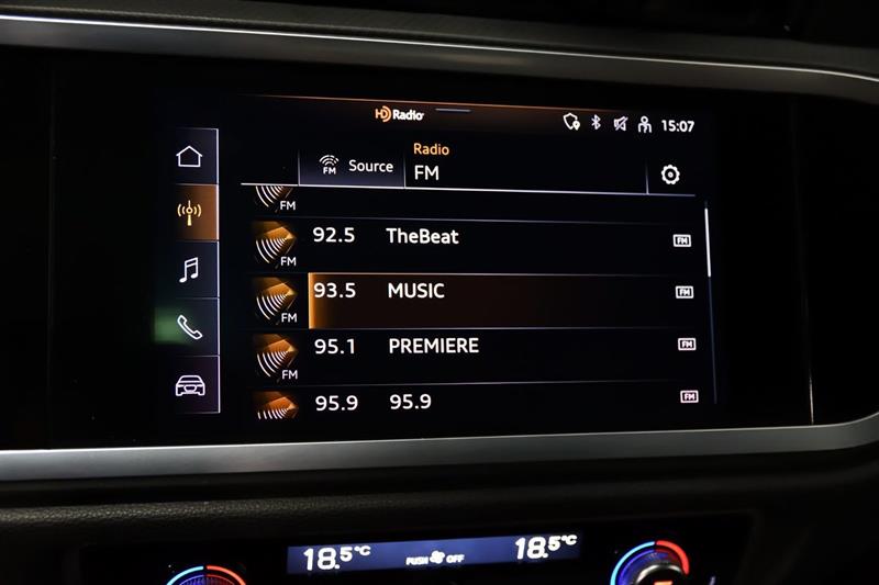 audi Q3 2022 - 21