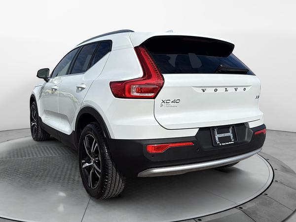 volvo XC40 2025 - 7