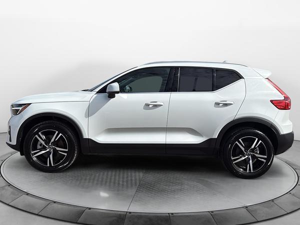 volvo XC40 2025 - 8