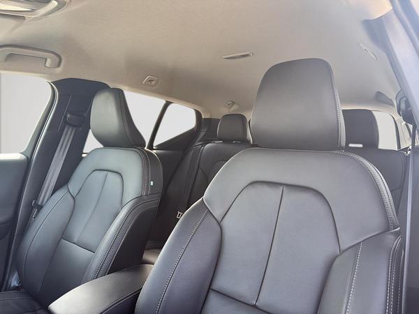 volvo XC40 2025 - 10