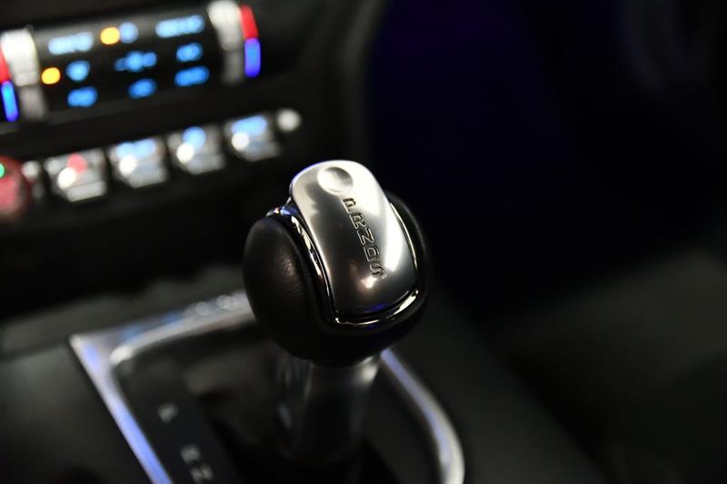 ford Mustang 2021 - 24