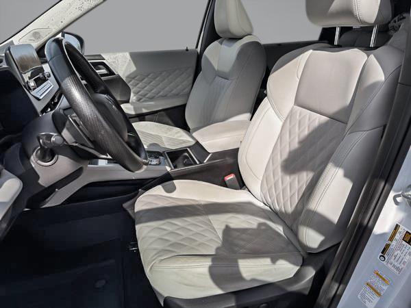 mitsubishi Outlander PHEV 2023 - 12