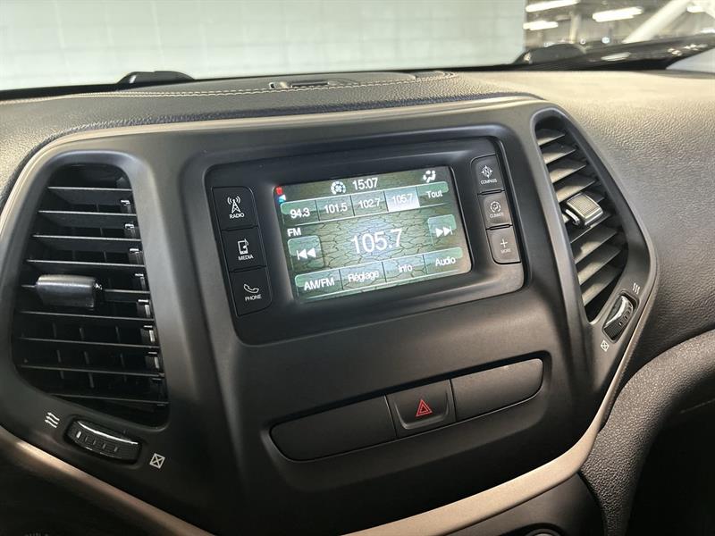 jeep CHEROKEE SPORT  4WD 2016 - 27