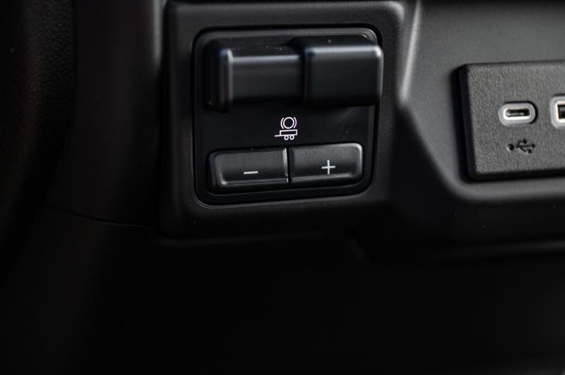 chevrolet Silverado 2500HD 2023 - 28