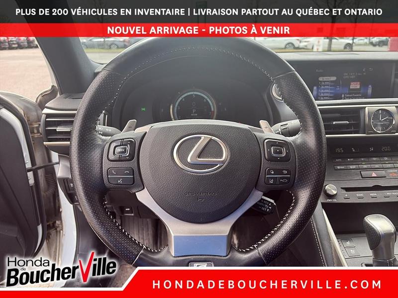 lexus IS 2020 - 27