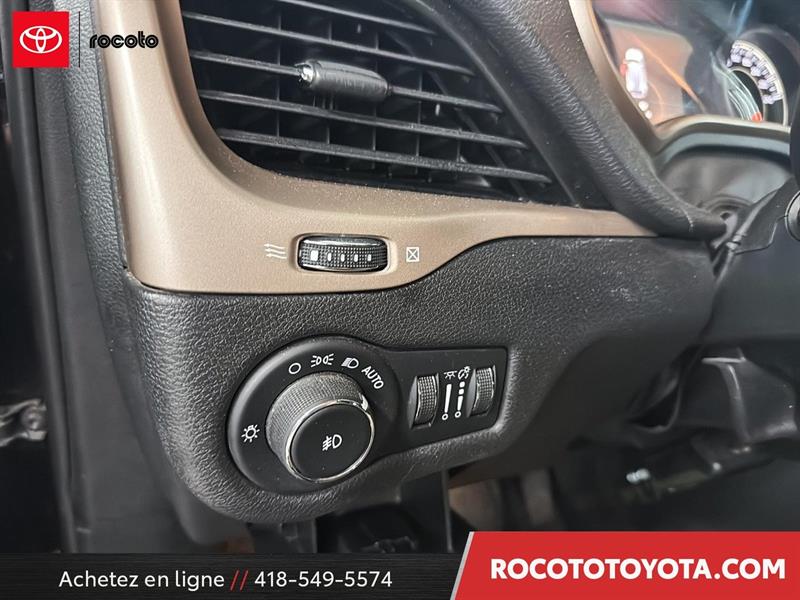 jeep Cherokee 2018 - 11