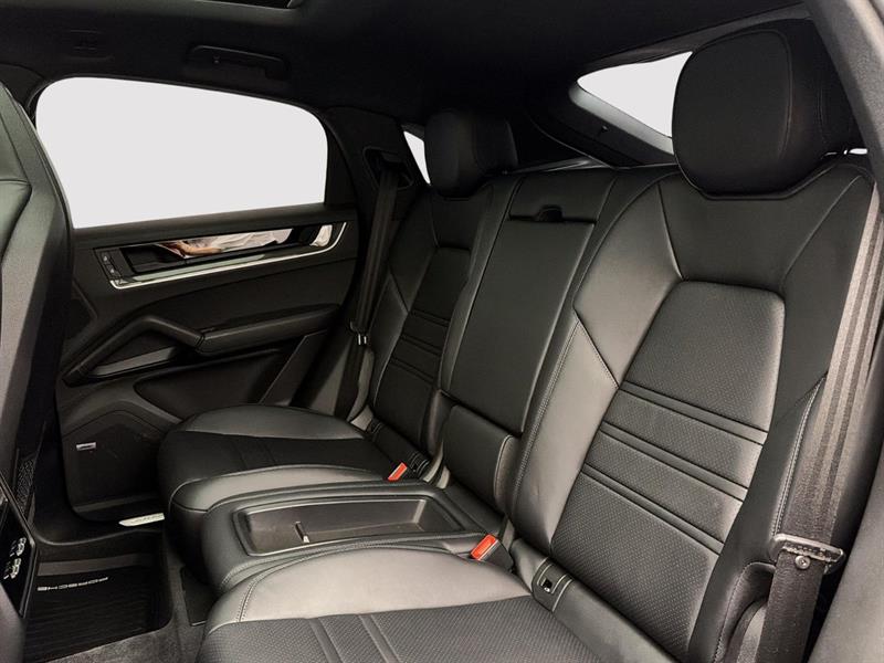 porsche Cayenne 2024 - 25