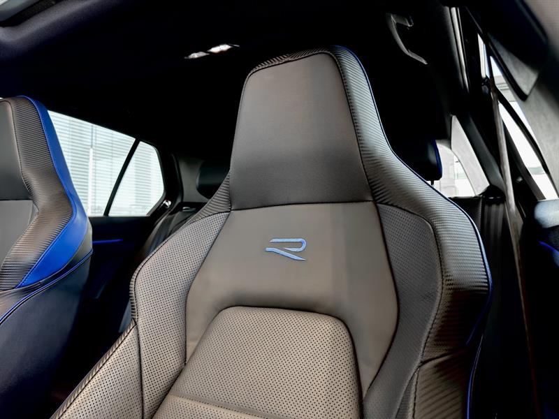 volkswagen Golf R 2025 - 23