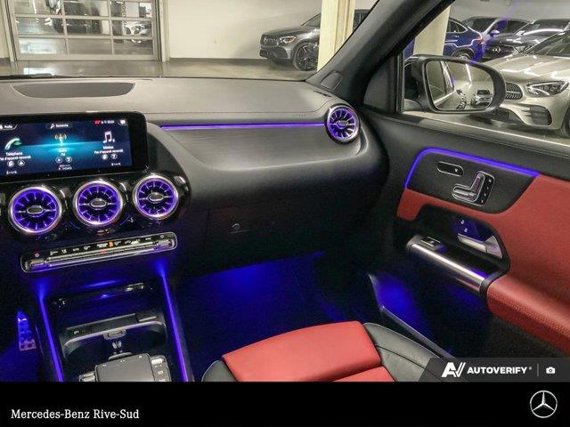 mercedes-benz GLA 2022 - 11