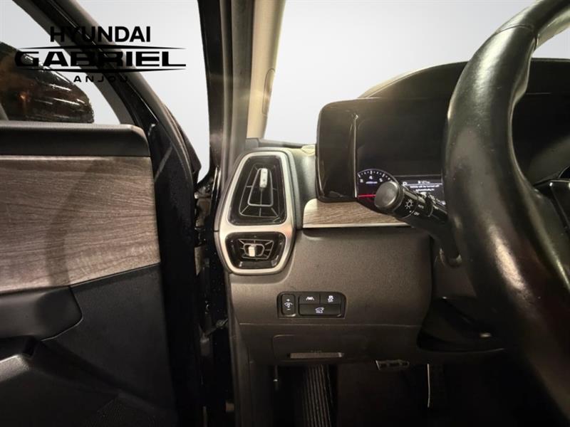 kia Sorento 2022 - 16