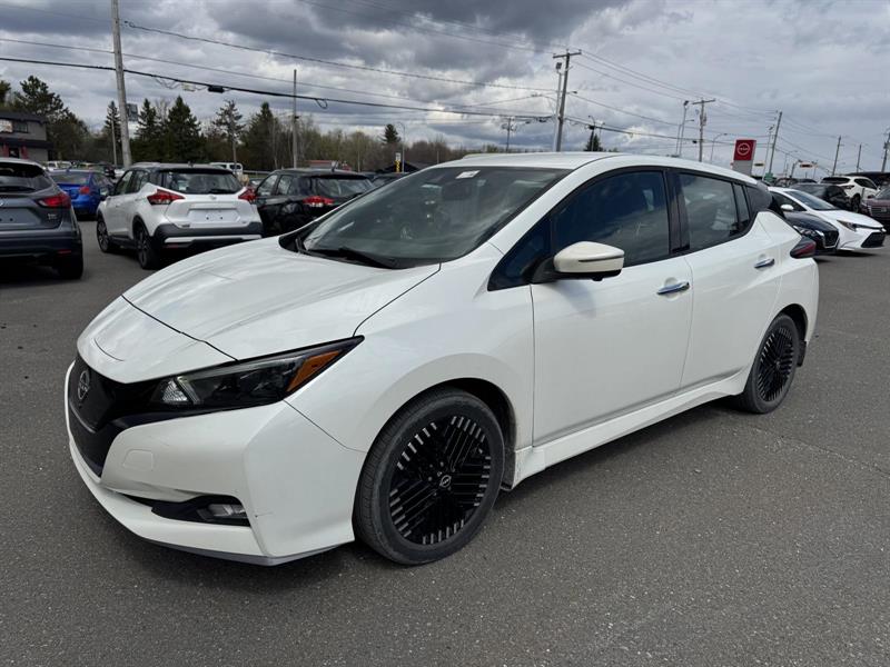 nissan LEAF 2023
