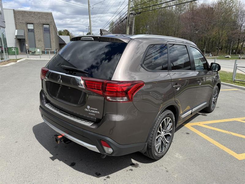 mitsubishi Outlander 2017 - 8