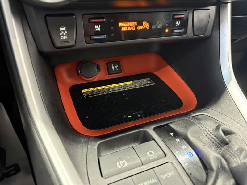 toyota RAV4 2019 - 24