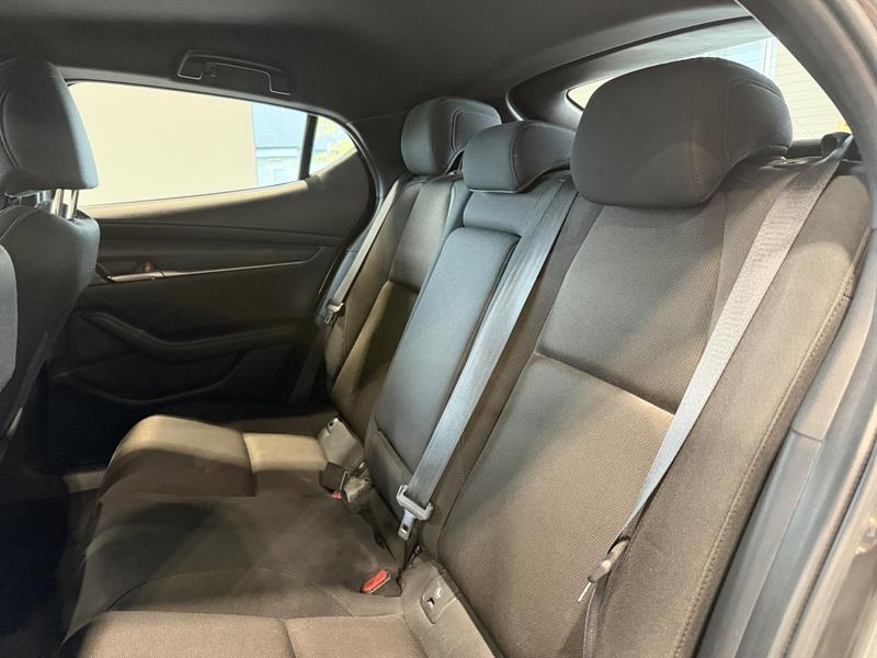 mazda Mazda3 2023 - 8