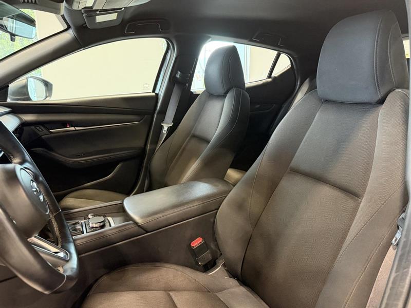 mazda Mazda3 2023 - 9