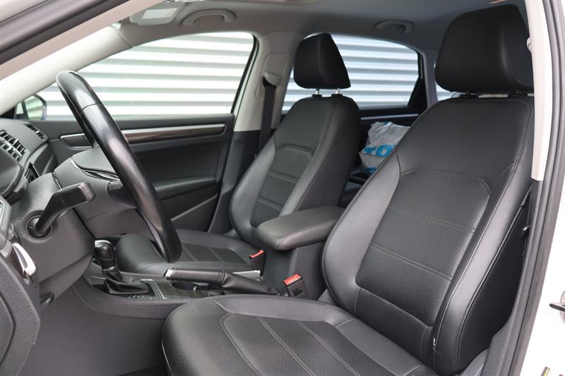 volkswagen Passat 2016 - 13