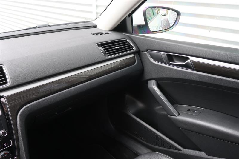 volkswagen Passat 2016 - 17