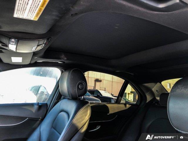 mercedes-benz C-Class 2021 - 25