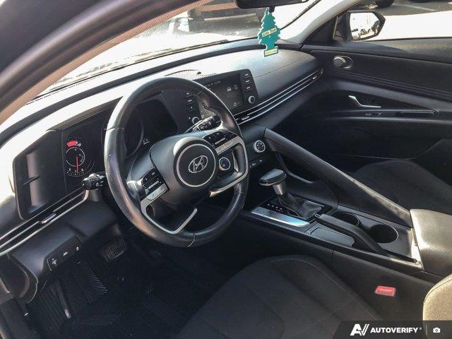 hyundai Elantra 2022 - 12