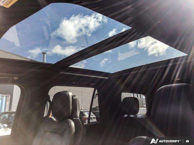 lincoln Navigator 2022 - 26