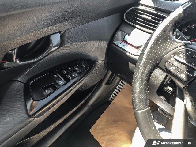 hyundai Veloster 2019 - 16