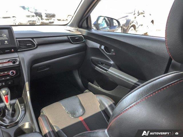 hyundai Veloster 2019 - 24