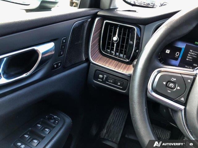 volvo XC60 Recharge 2022 - 16