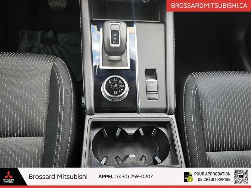 mitsubishi Outlander 2024 - 22