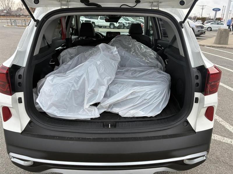 kia Seltos 2023 - 14