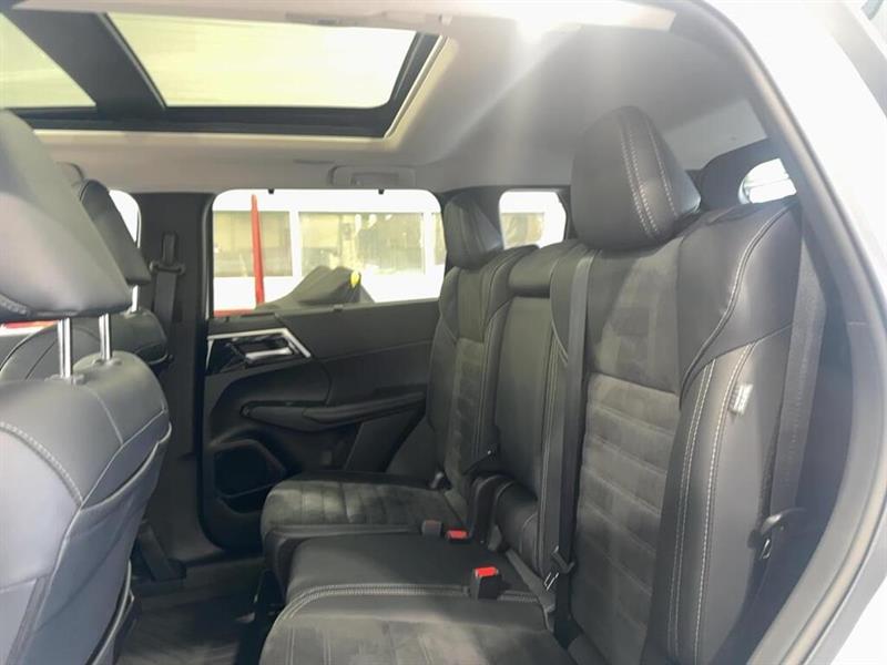 mitsubishi Outlander PHEV 2024 - 17