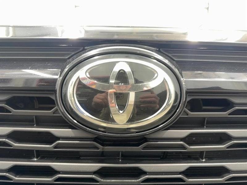 toyota RAV4 2021 - 4