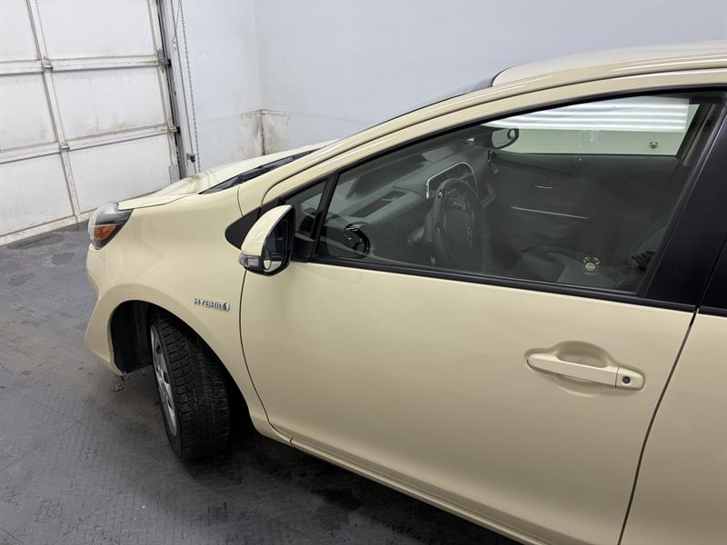 toyota Prius c 2019 - 3