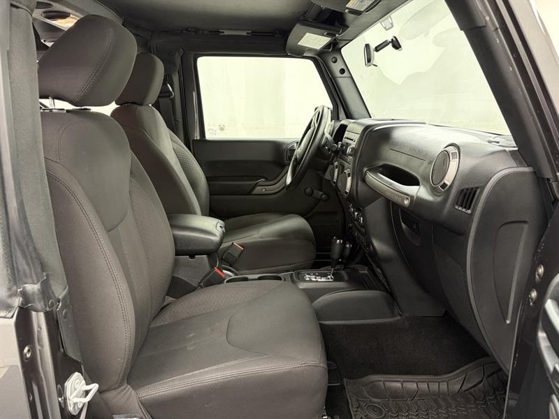 jeep Wrangler 2017 - 28