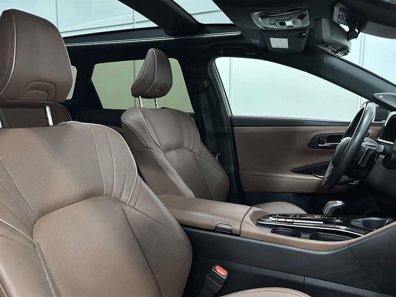 toyota Crown Signia 2025 - 26