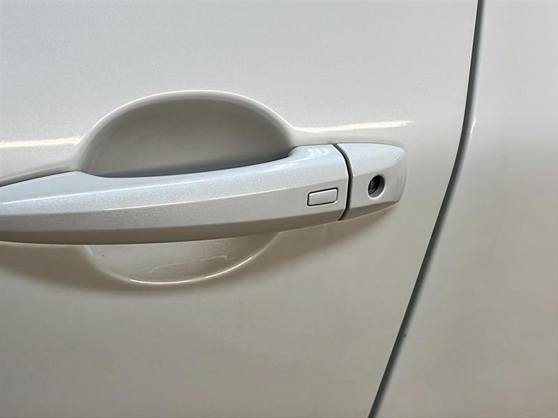 nissan Rogue 2023 - 25