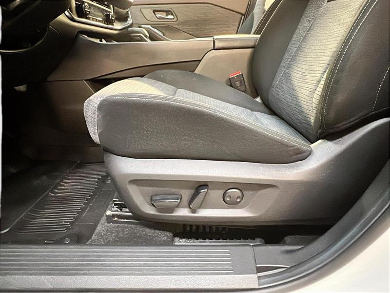 nissan Rogue 2023 - 24