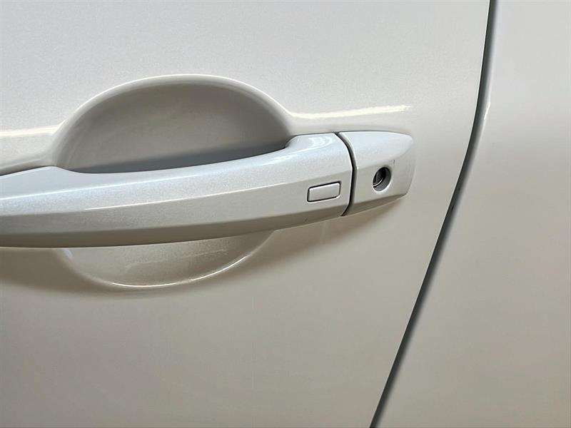 nissan Rogue 2023 - 25
