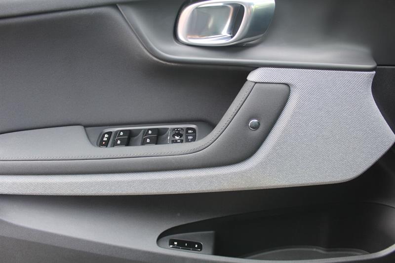 polestar 2 2022 - 9