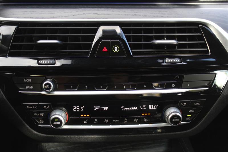 bmw 5 Series 2021 - 16